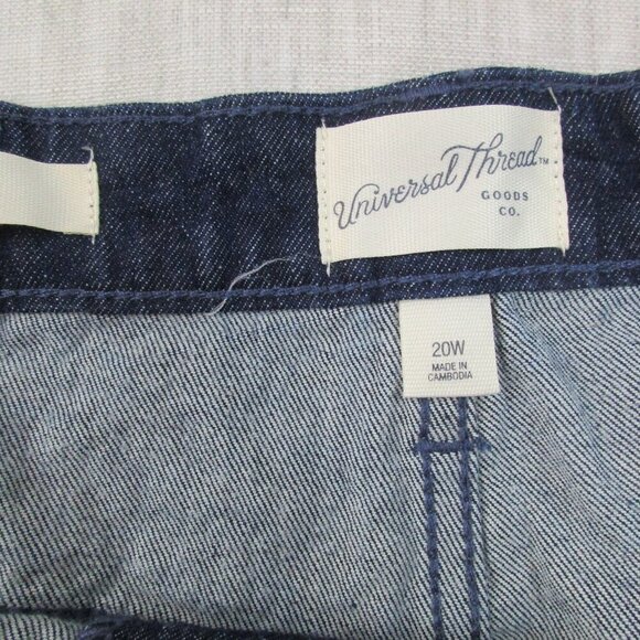 Vintage Universal Thread Midi Jean Shorts Womens Size 20W Blue Denim Rolled Cuff - Picture 3 of 9